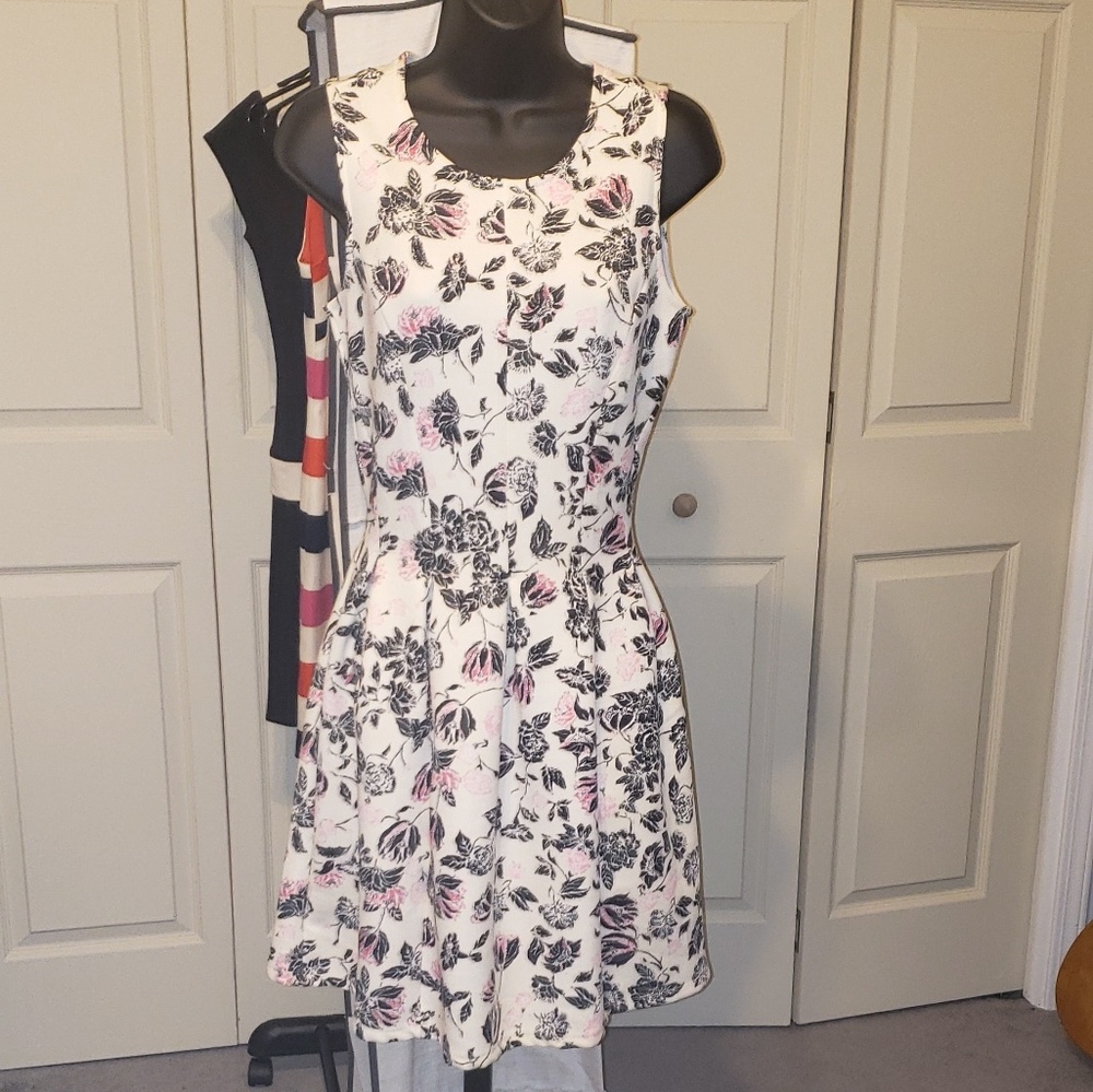 H & M flower dress